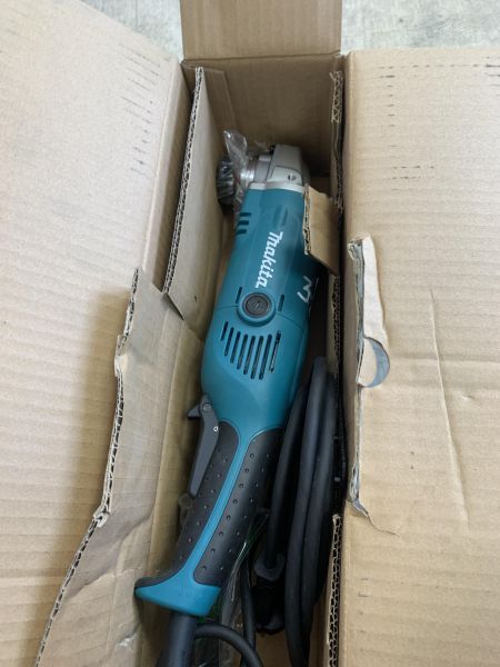 Купить Makita GA5021C в Иркутск за 5200 руб.