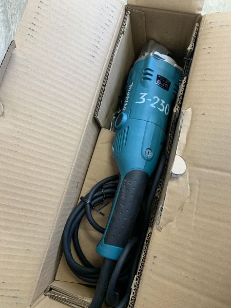 Купить Makita GA5021C в Иркутск за 5200 руб.