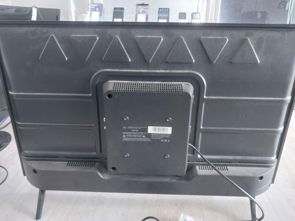 телевизор iFFALCON 32F52 в Иркутск