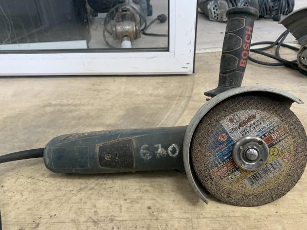 Купить Bosch GWS 17-150 CI в Иркутск за 5200 руб.