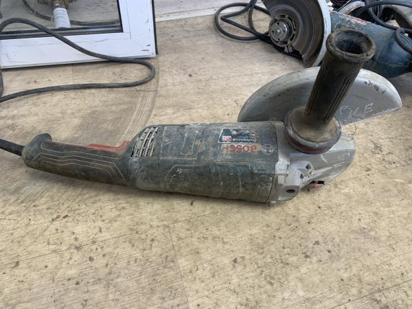 Купить Bosch GWS 24-230 JH Professional в Иркутск за 6100 руб.