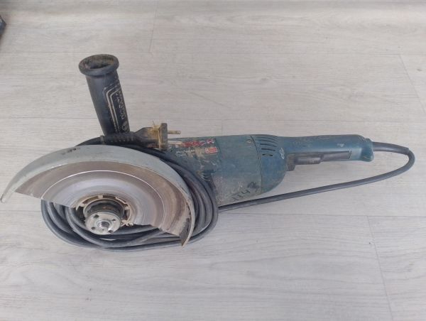 Купить Bosch GWS 24-230 в Иркутск за 6100 руб.