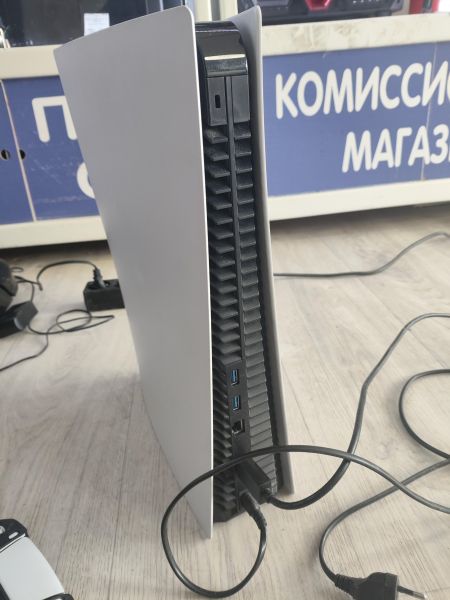 игровая приставка Sony PlayStation 5 825GB (CFI-1118B) в Иркутск