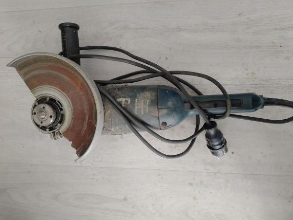 Купить Bosch GWS 24-230 JH Professional в Иркутск за 4800 руб.