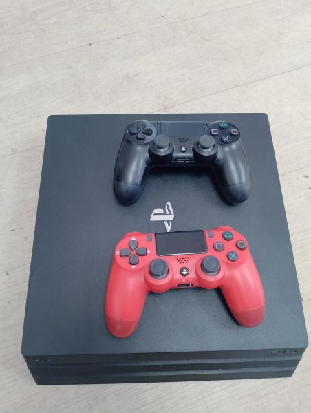 игровая приставка Sony PlayStation 4 Pro 1TB (CUH-7106B) в Иркутск