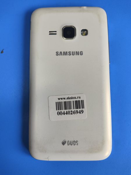 сотовый телефон Samsung Galaxy J1 2016 (J120F) Duos в Иркутск