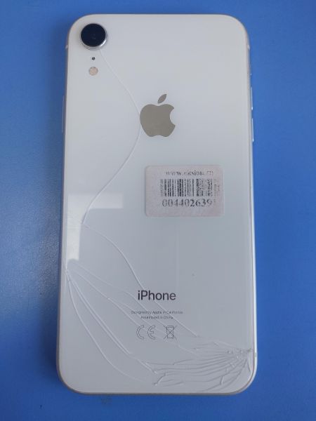 сотовый телефон Apple iPhone XR 64GB в Иркутск