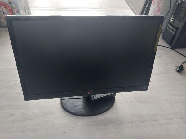 монитор LG 23EA53T в Иркутск