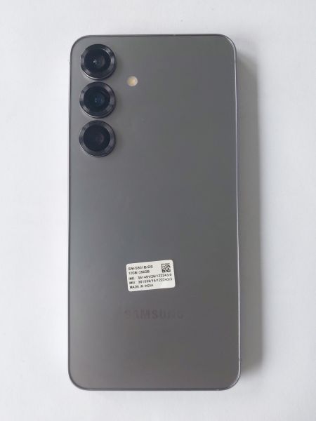 сотовый телефон Samsung Galaxy S25 12/256GB (S931B) Duos в Иркутск