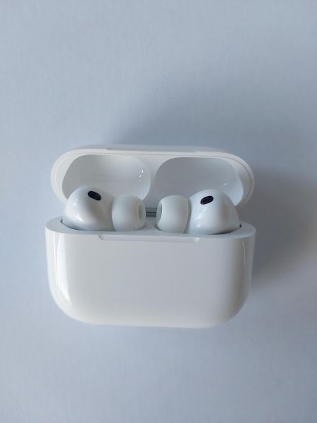 беспроводные наушники Apple AirPods Pro 3 (A3063, A3064, A3065) в Иркутск