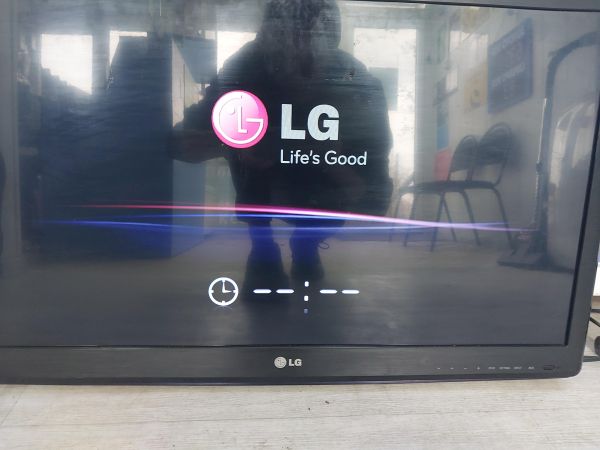 телевизор LG 32LS3510 в Иркутск