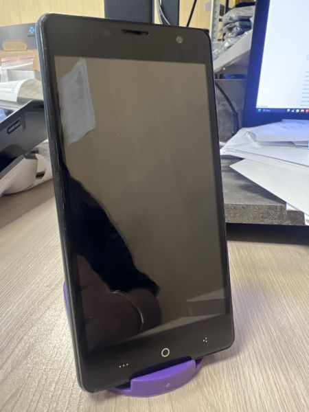 Купить DEXP Ixion ES950 Duos в Иркутск за 199 руб.