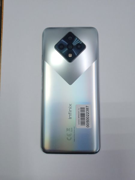 Купить Infinix Zero 8 8/128GB (X687) Duos в Новосибирск за 9999 руб.