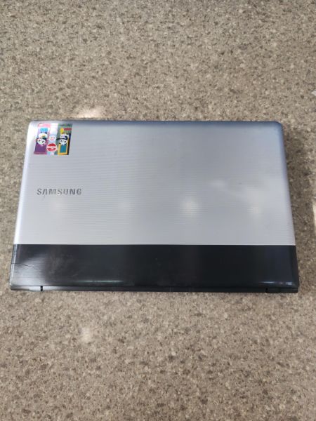 Купить Samsung NP300E5A-S0BRU в Новосибирск за 3499 руб.