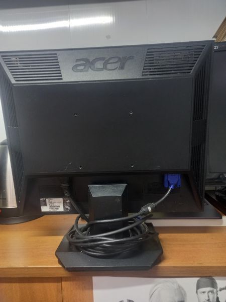 Купить Acer V193 Dob в Новосибирск за 199 руб.