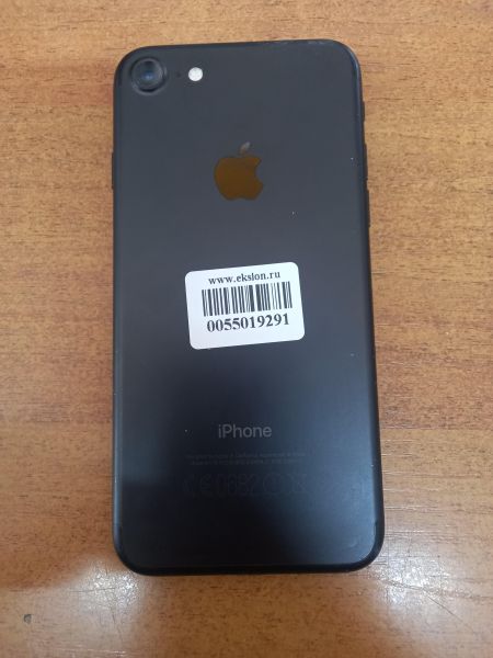 Купить Apple iPhone 7 32GB в Новосибирск за 2999 руб.