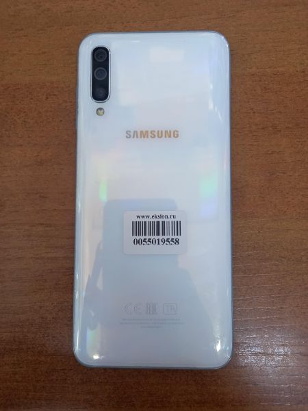 Купить Samsung Galaxy A50 2019 4/64GB (A505FN) Duos в Новосибирск за 4949 руб.