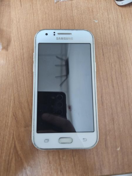 Купить Samsung Galaxy J1 (J100F) в Иркутск за 199 руб.