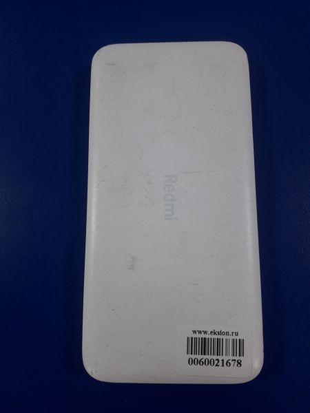 Купить Xiaomi Redmi (PB100LZM) (10000 mAh) в Зима за 299 руб.