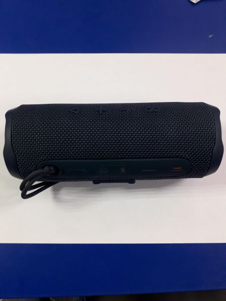 Купить JBL Flip 6 в Зима за 5599 руб.