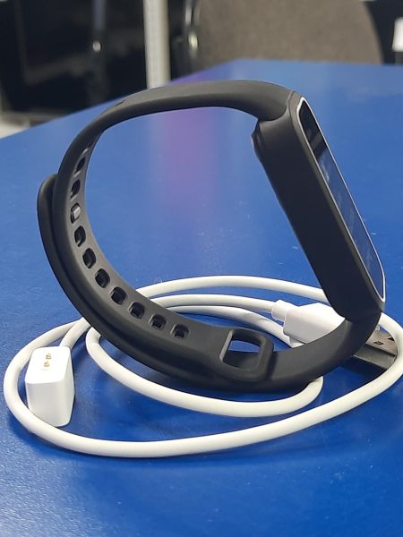 Купить Xiaomi Smart Band 9 active (M2435B1) с СЗУ в Саянск за 1000 руб.