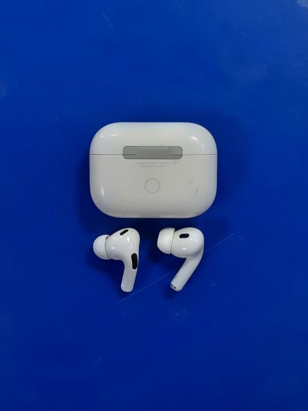 Купить Apple AirPods Pro 2 (A3047, A3048, A3049) в Саянск за 5000 руб.