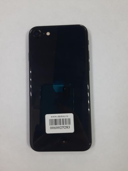 Купить Apple iPhone SE 2nd gen. 2020 64GB в Саянск за 8450 руб.