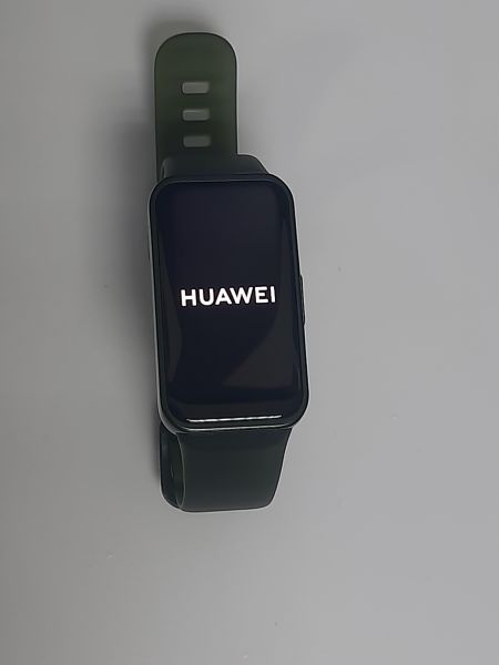 Купить Huawei Band 8 (ASK-B19) с СЗУ в Саянск за 1000 руб.
