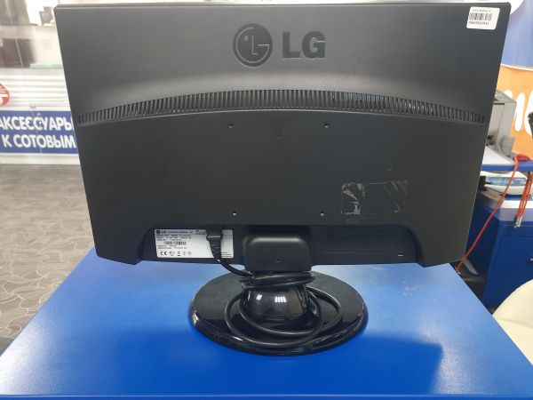 Купить LG Flatron W2043S-PF в Саянск за 1200 руб.