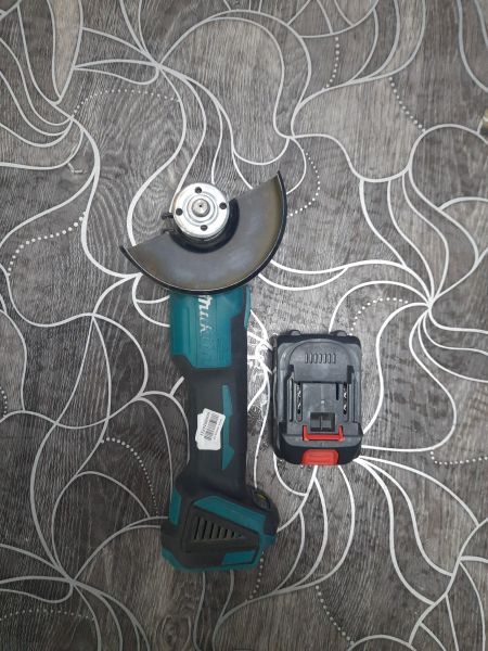 Купить Реплика Makita (УШМ) с СЗУ в Саянск за 3700 руб.