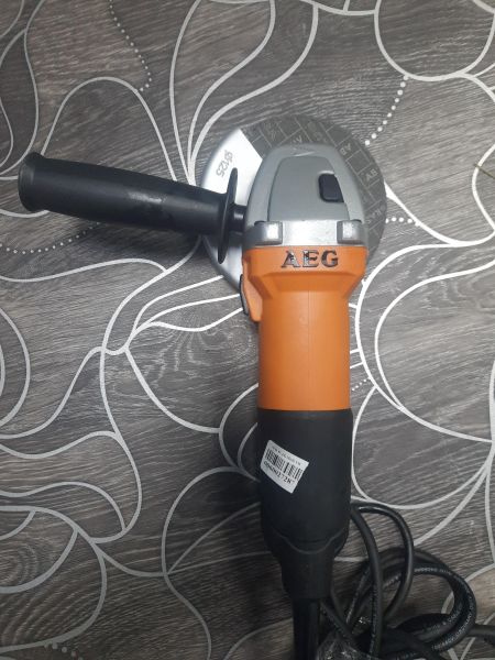шлифмашина угловая сетевая AEG WS 8-125 в Саянск