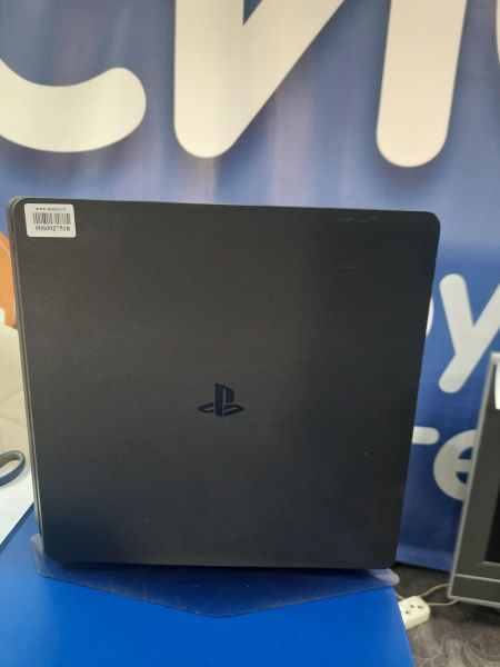 Купить Sony PlayStation 4 Slim 1TB (CUH-2208B) в Саянск за 15800 руб.
