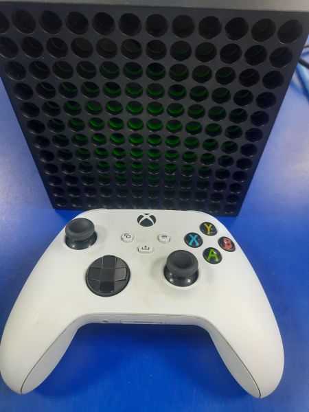 Купить Microsoft Xbox Series X 1000GB в Саянск за 33900 руб.
