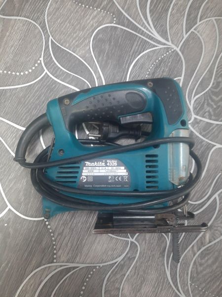 Купить Makita 4326 в Саянск за 2200 руб.