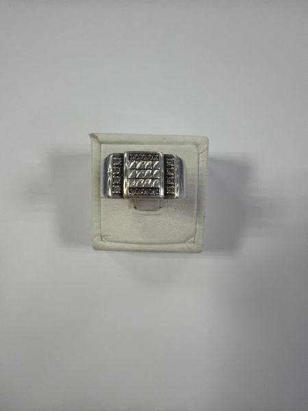серебряное кольцо Кольцо серебро 925 3,61g, вес изделия 3.77g, размер 17.5 в Саянск