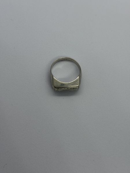 серебряное кольцо Кольцо серебро 925 3,13g, вес изделия 3.13g, размер 18 в Иркутск