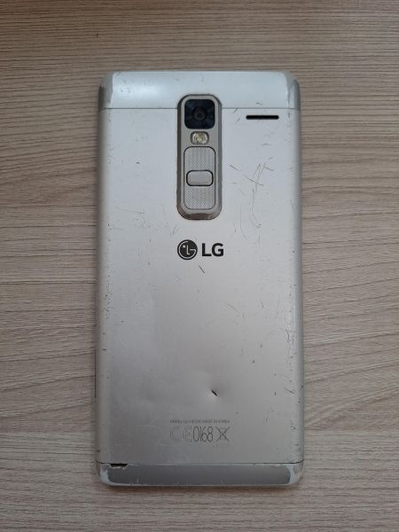 Купить LG Class (H650E) в Черемхово за 999 руб.