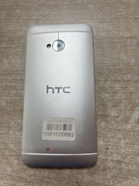 Купить HTC One M7 32GB Duos в Иркутск за 1999 руб.