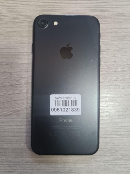Купить Apple iPhone 7 32GB в Шелехов за 3199 руб.