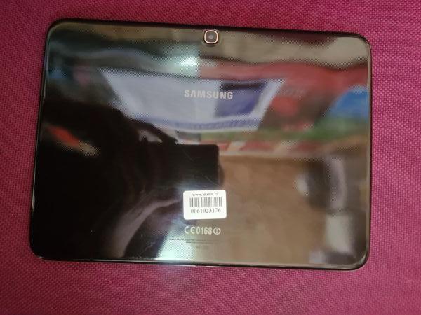 Купить Samsung Galaxy Tab 3 10.1 16GB (P5200) (c SIM) в Шелехов за 1999 руб.