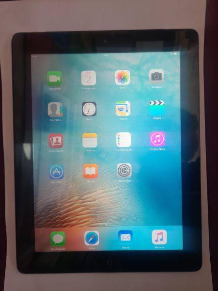 Купить Apple New iPad 64GB (MD368-371) (без SIM) в Шелехов за 2249 руб.