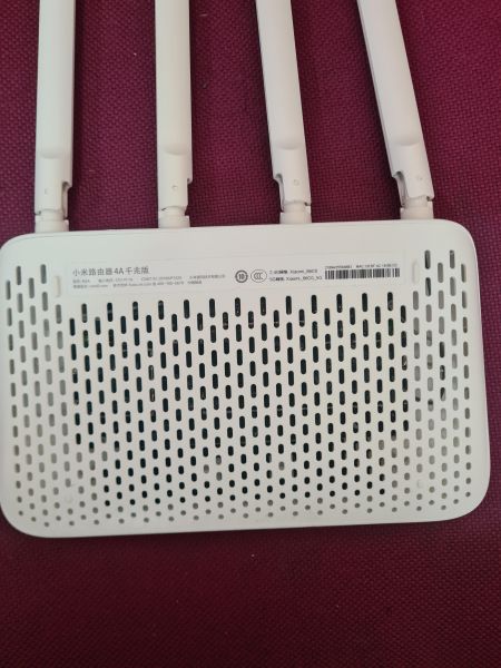 Купить Xiaomi Mi Router 4A (R4AC) в Шелехов за 649 руб.