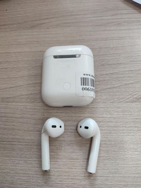 Купить Apple AirPods 2 (A2031, A2032, A1602) в Шелехов за 1899 руб.