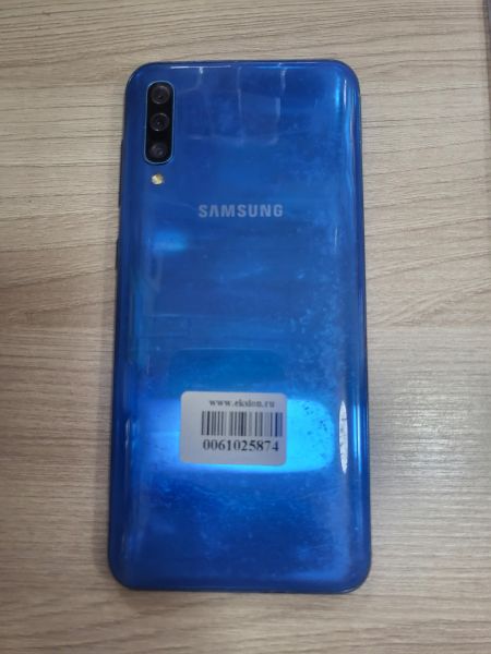 Купить Samsung Galaxy A50 2019 4/64GB (A505FN) Duos в Иркутск за 4499 руб.