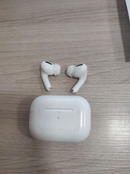 Купить Реплика Apple AirPods Pro (A2083, A2084) в Шелехов за 749 руб.