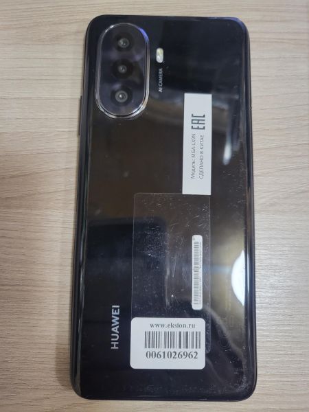 Купить Huawei Nova Y70 4/128GB (MGA-LX9N) Duos в Шелехов за 6199 руб.