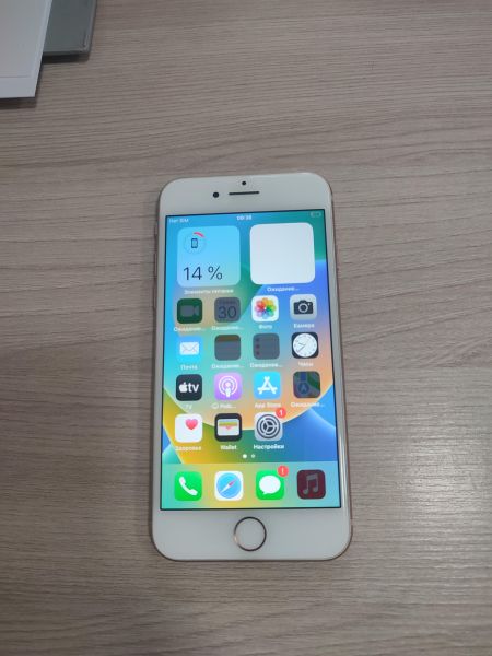 Купить Apple iPhone 8 64GB в Шелехов за 6399 руб.