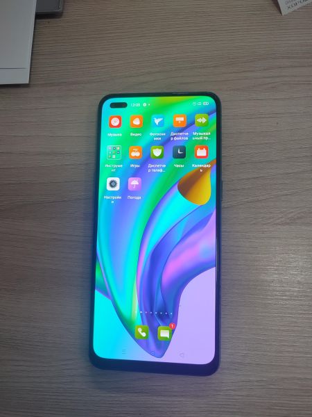 Купить OPPO Reno 4 Lite 8/128GB (CPH2125) Duos в Шелехов за 6799 руб.