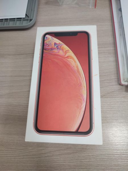 Купить Apple iPhone XR 64GB в Шелехов за 14099 руб.