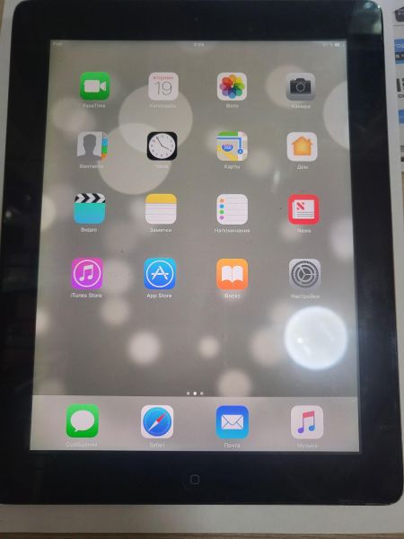 Купить Apple iPad 4 2012 16GB (A1458 MD510-519) (без SIM) в Шелехов за 3399 руб.